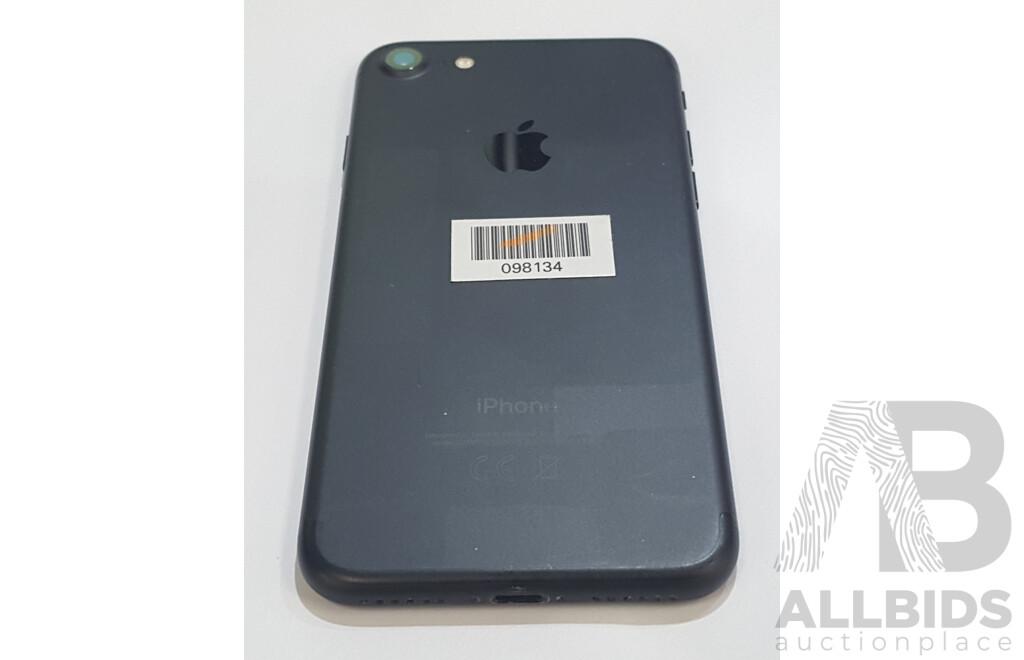 Apple (A1778) 4.7-Inch 128GB LTE iPhone 7