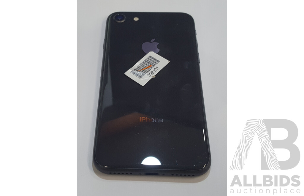 Apple (A1863) 4.7-Inch 64GB LTE iPhone 8