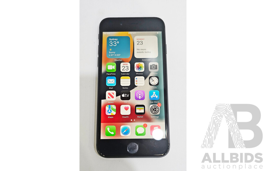 Apple (A1863) 4.7-Inch 64GB LTE iPhone 8