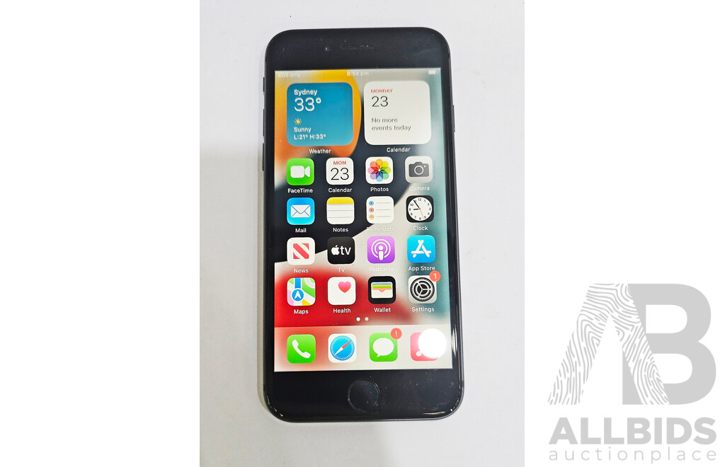 Apple (A1863) 4.7-Inch 64GB LTE iPhone 8