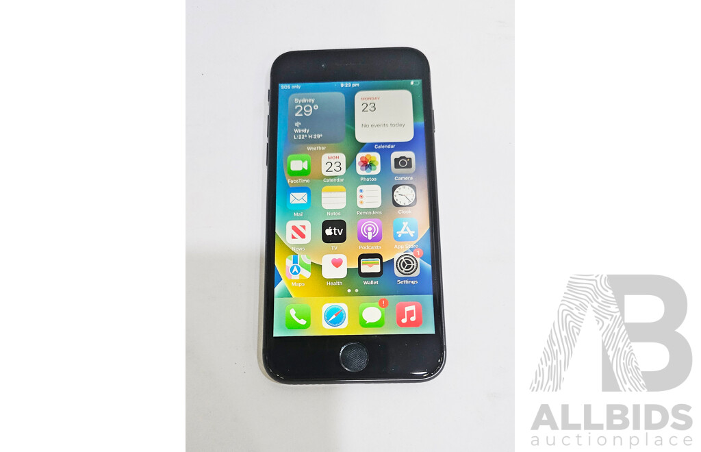 Apple (A1863) 4.7-Inch 64GB LTE IPhone 8