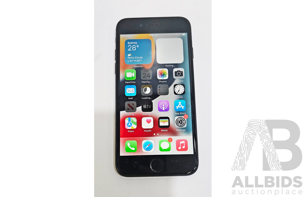 Apple (A1863) 4.7-Inch 64GB LTE IPhone 8