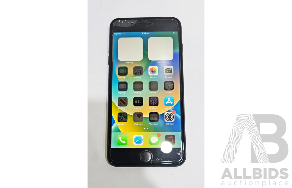 Apple (A1864) 5.5-Inch 64GB LTE IPhone 8 Plus
