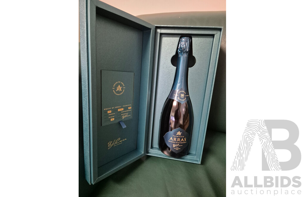 L24 - Boxed House of Arras 30th Anniversary - Special Release