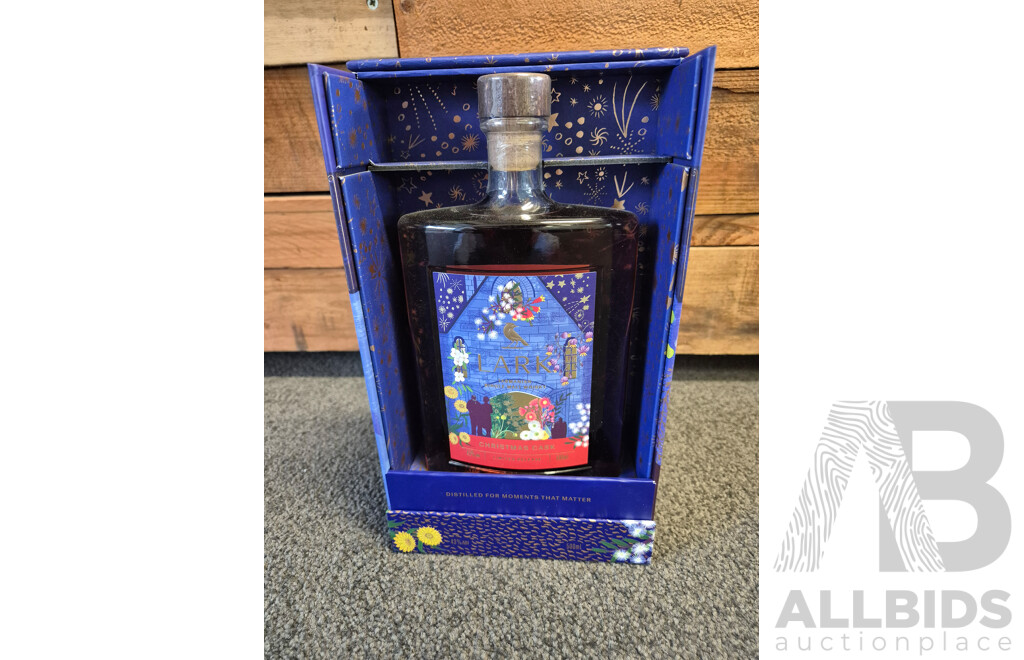 L33 - Lark Christmas Cask, Limited Edition Tasmanian Single Malt Whisky