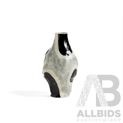 L114 - HAYS Glossy Cow Vase Designed by Jessica Hans