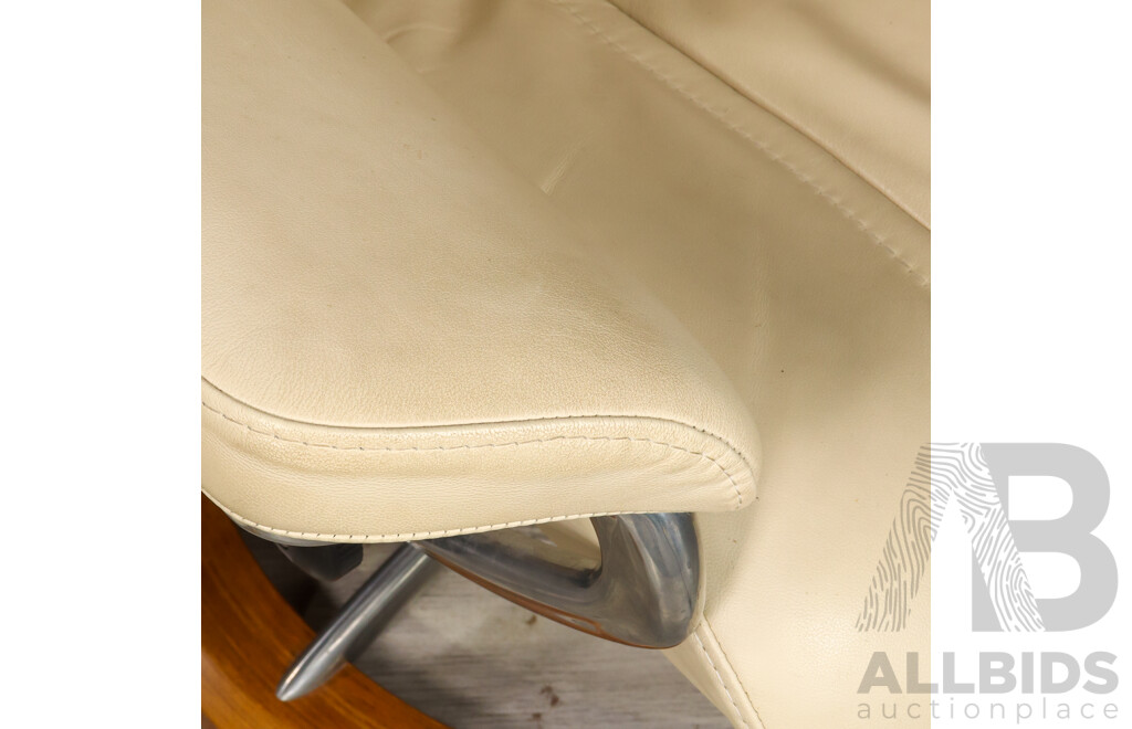 Stressless White Leather Recliner and Footstool by Ekornes, Norway