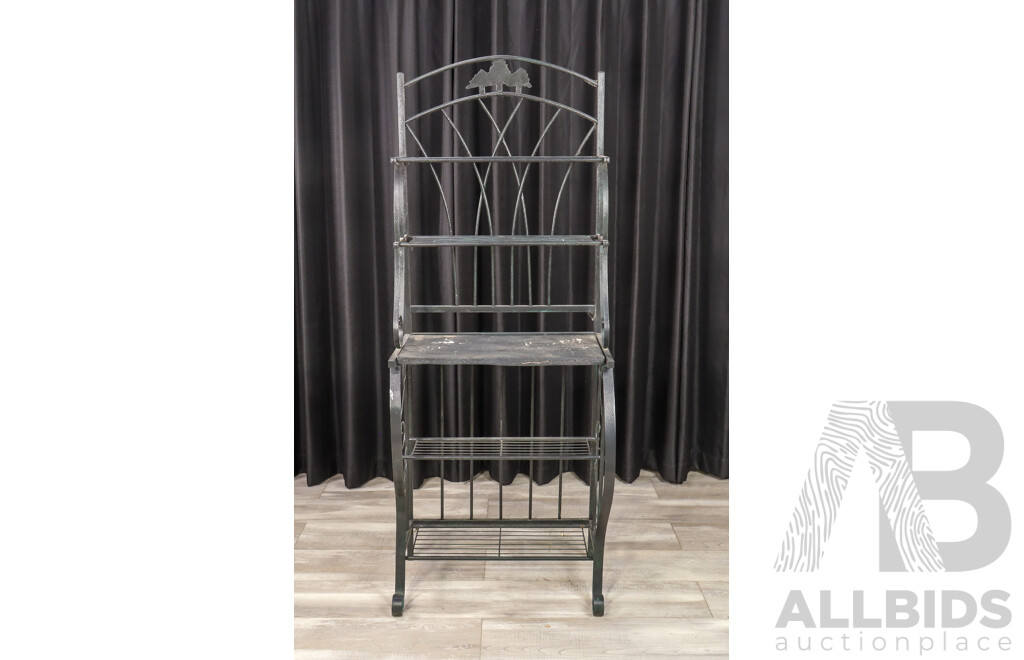 Black Metal Bakers Stand