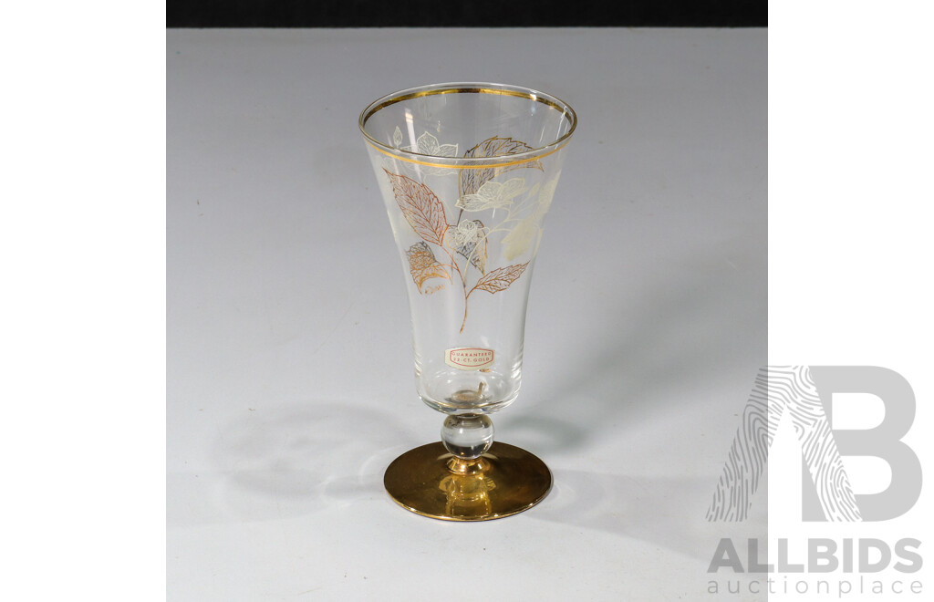 Set of 6 Glasses with Floral Engraving and Gold Base and Details