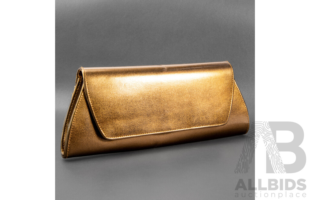 Retro Olga Berg Women's Clutch Purse