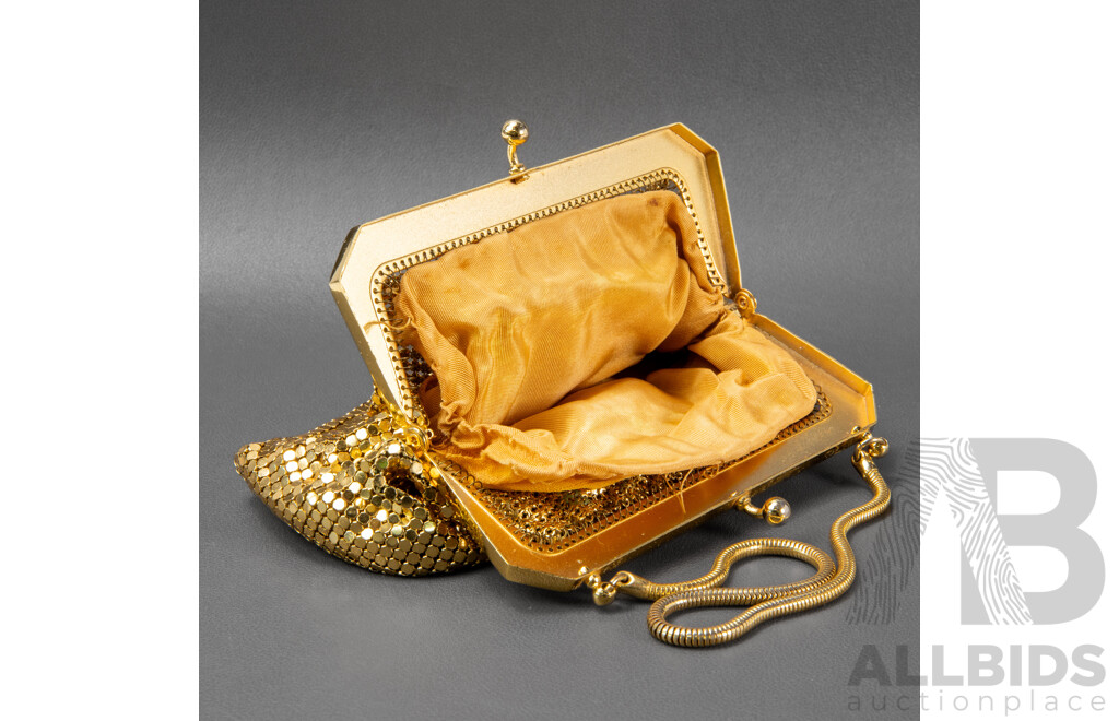 Vintage Gold-Tone Mesh Evening Clutch Purse - by Parklane