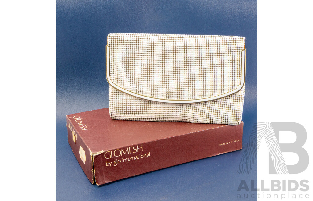 Vintage White Mesh Evening Clutch Purse - by Glomesh
