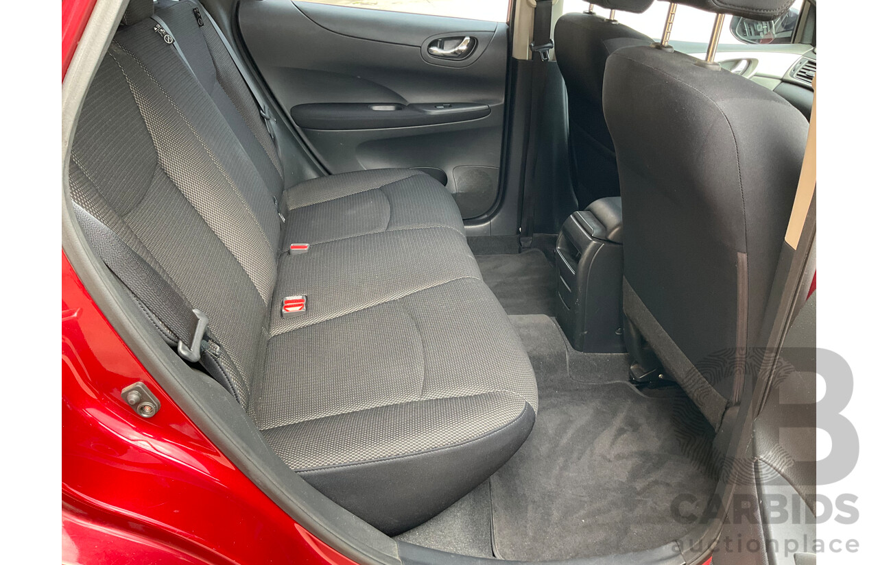 9/2015 Nissan Pulsar ST C12 SERIES 2 5d Hatchback Cayenne Red Metallic 1.8L