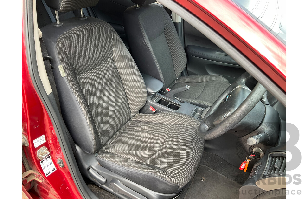 9/2015 Nissan Pulsar ST C12 SERIES 2 5d Hatchback Cayenne Red Metallic 1.8L