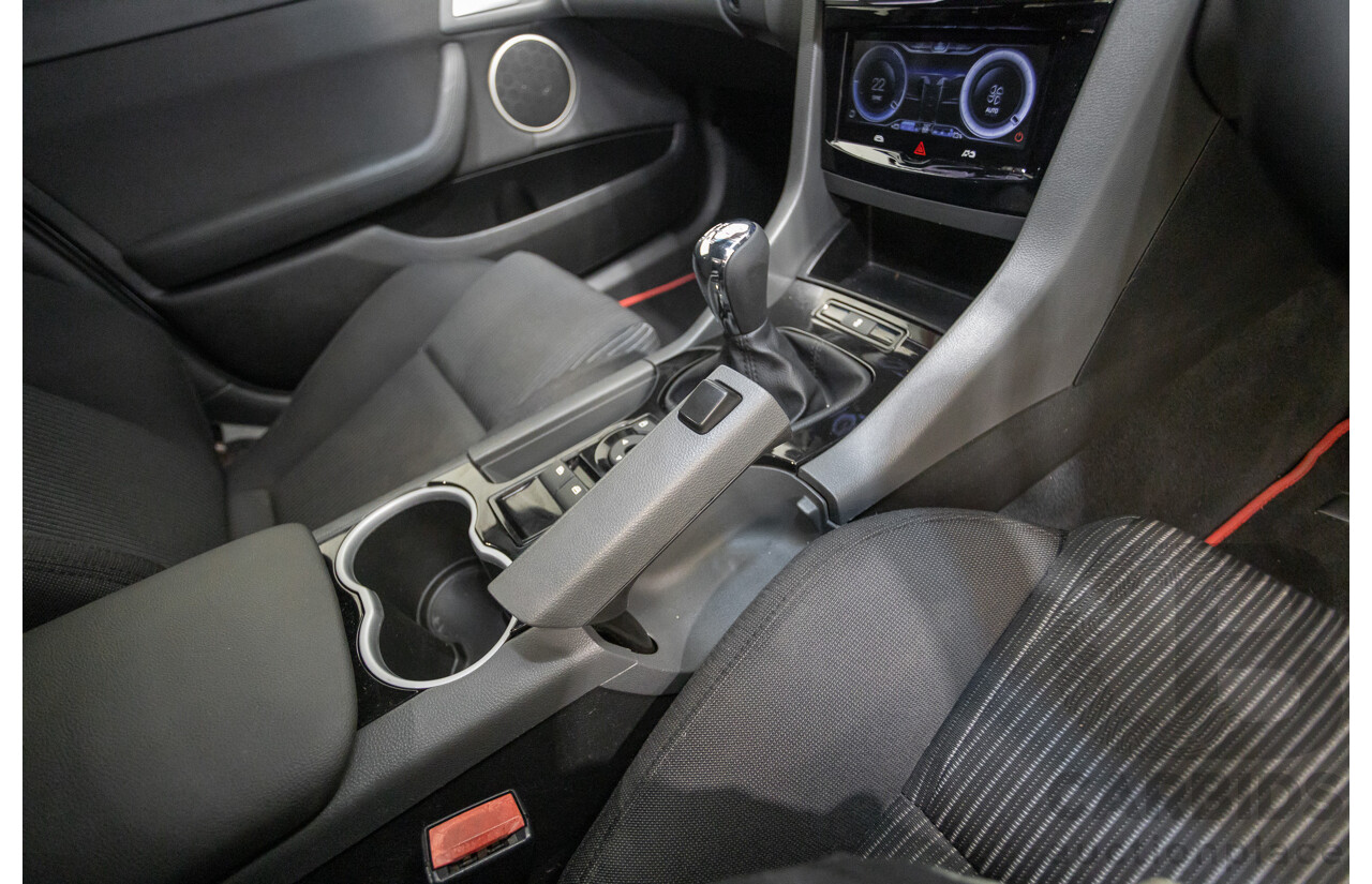 9/2011 Holden Commodore SS VE II MY12 Utility Heron White V8 6.0L