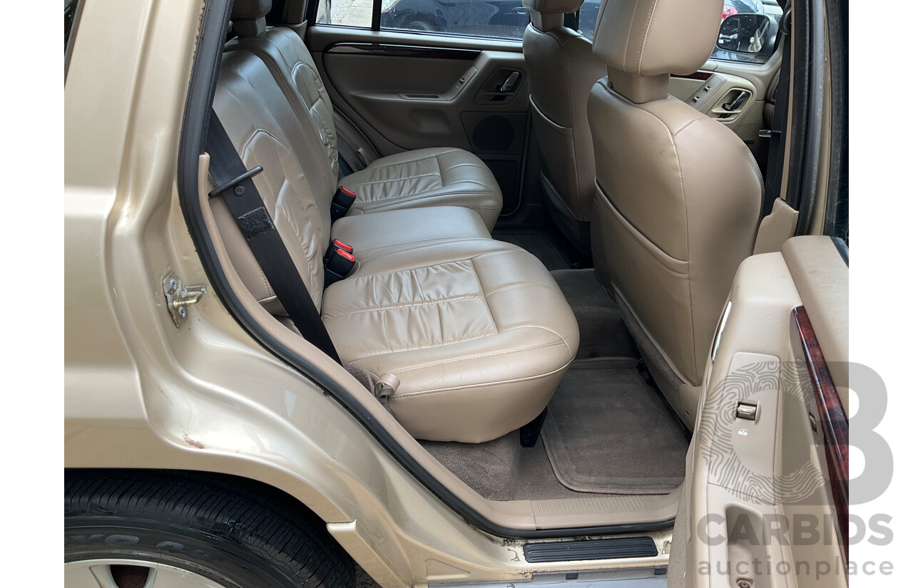 7/2001 Jeep Grand Cherokee Limited (4x4) WG 4d Wagon Champagne Pearl Metallic V8 4.7L