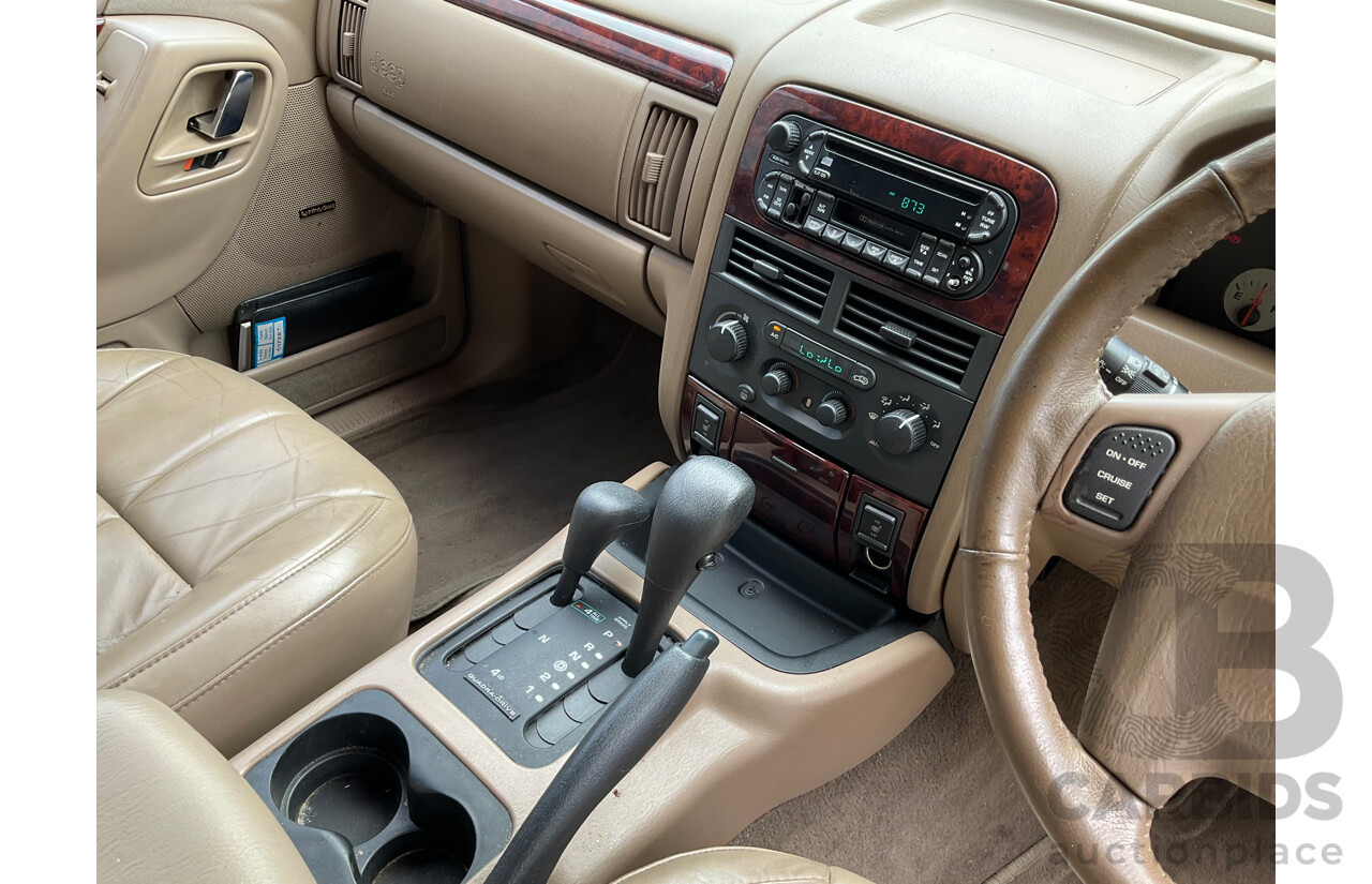 7/2001 Jeep Grand Cherokee Limited (4x4) WG 4d Wagon Champagne Pearl Metallic V8 4.7L