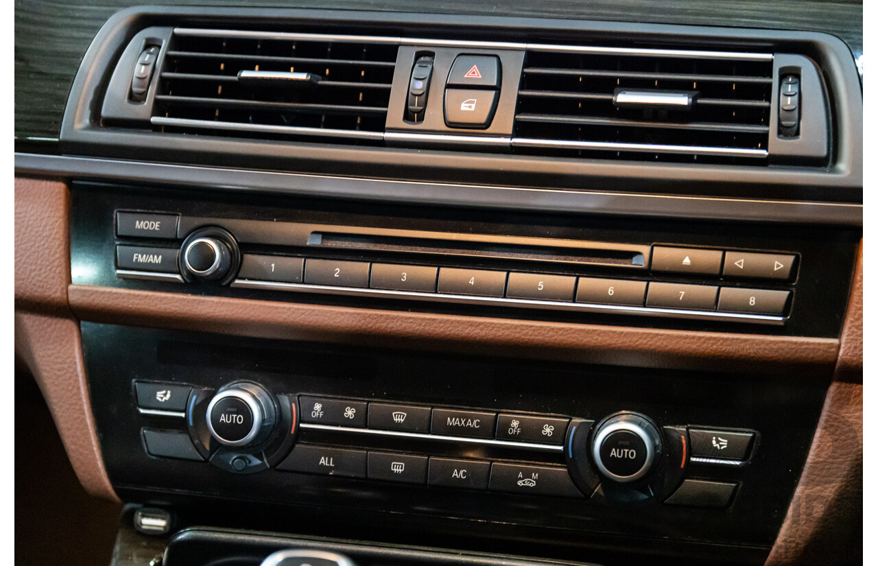 4/2013 BMW 520i Touring F11 MY14 4d Wagon Sophisto Grey Brilliant Effect Metallic Turbo 2.0L - 4/2015 Personal Import