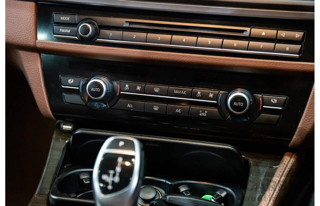 4/2013 BMW 520i Touring F11 MY14 4d Wagon Sophisto Grey Brilliant Effect Metallic Turbo 2.0L - 4/2015 Personal Import