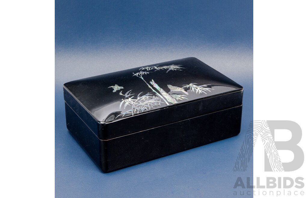Vintage Chinese Lacquerware Box with Mother of Pearl Inlay