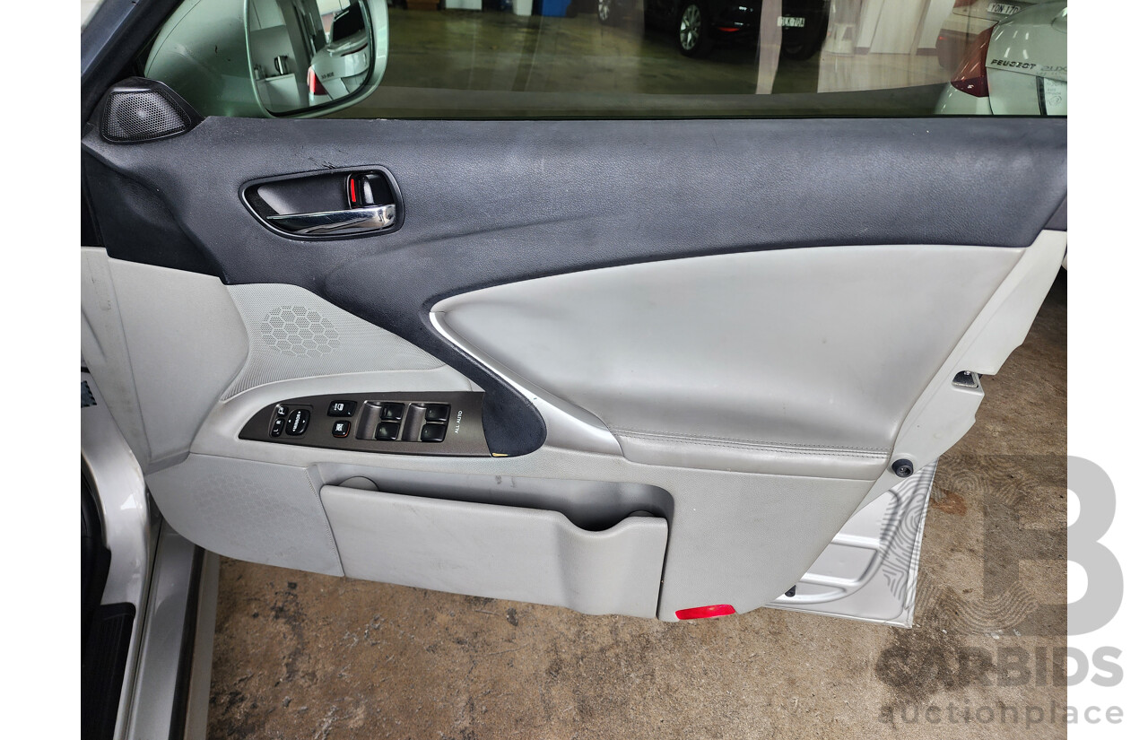 9/2006 Lexus Is250 Prestige GSE20R 4d Sedan Silver 2.5L