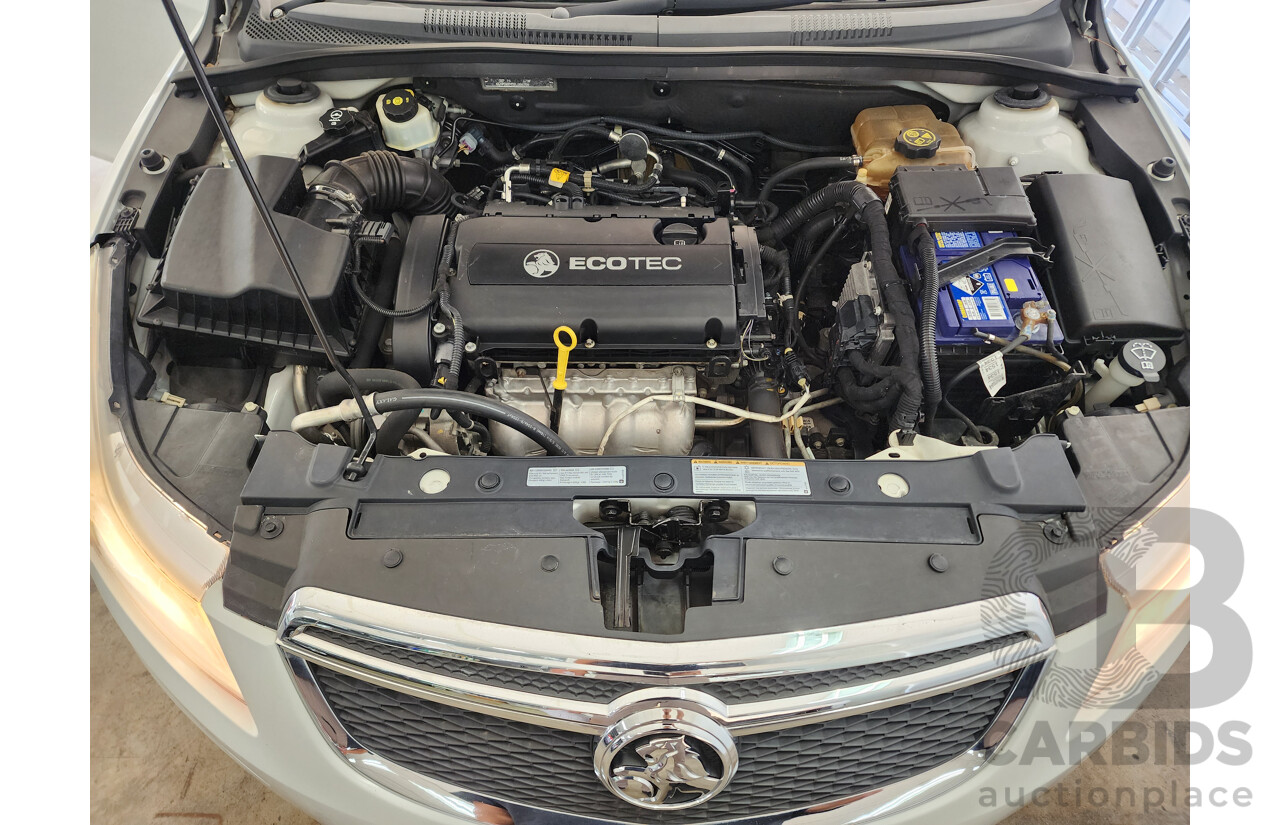 9/2014 Holden Cruze Equipe JH MY14 5d Hatchback White 1.8L