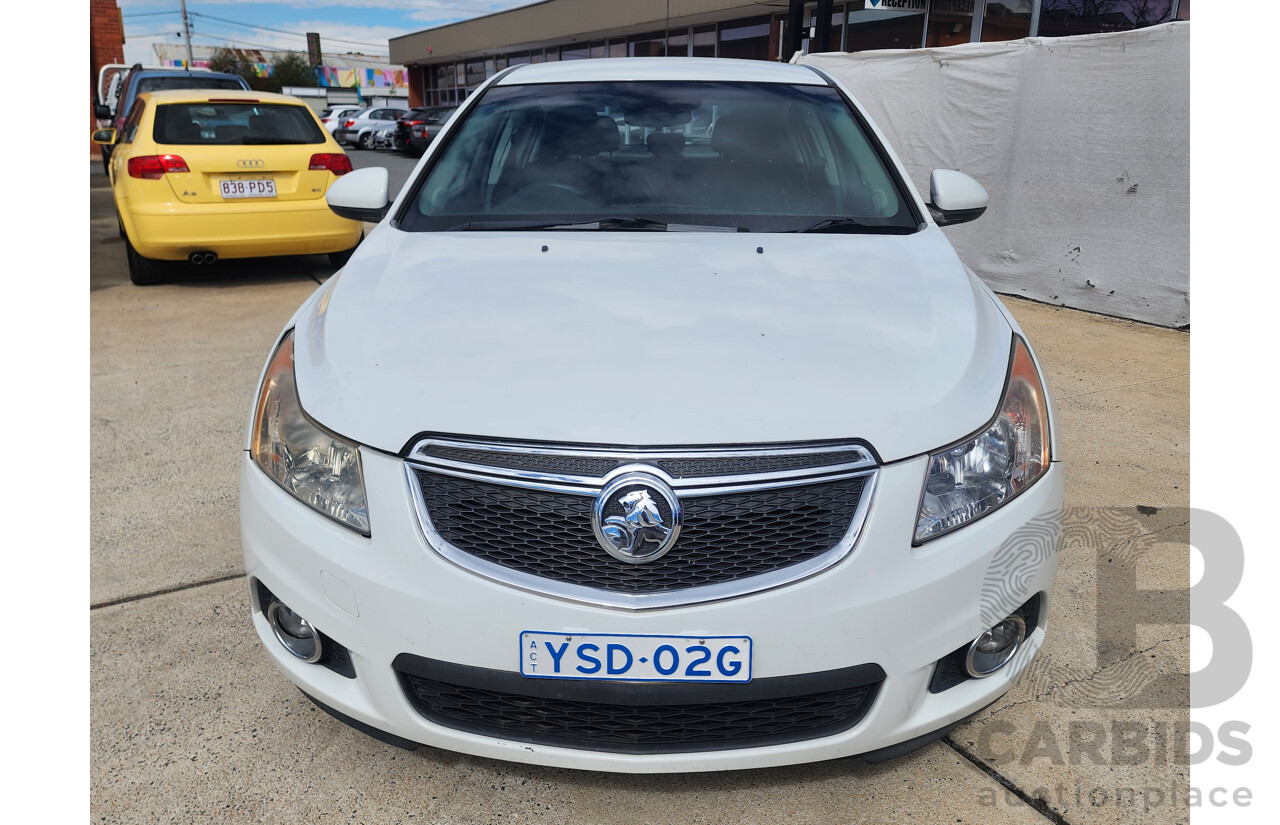 9/2014 Holden Cruze Equipe JH MY14 5d Hatchback White 1.8L