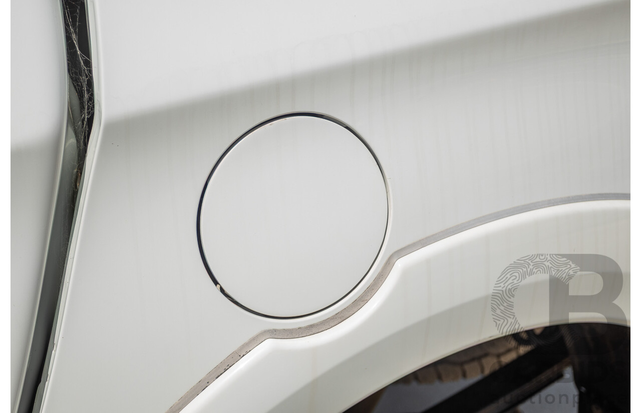 10/2016 Mitsubishi Triton GLX (4x4) MQ MY16 Dual Cab Utility Solid White Turbo Diesel 2.4L