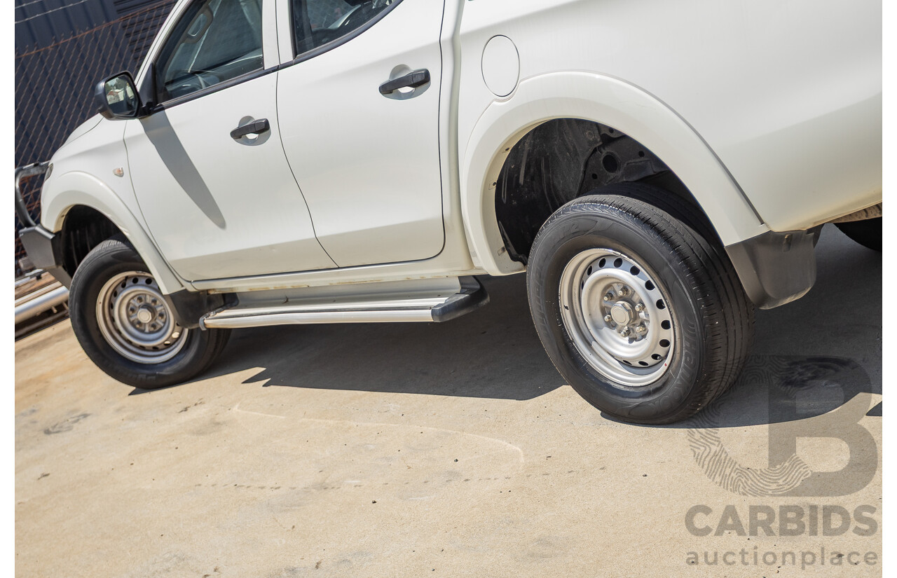 10/2016 Mitsubishi Triton GLX (4x4) MQ MY16 Dual Cab Utility Solid White Turbo Diesel 2.4L