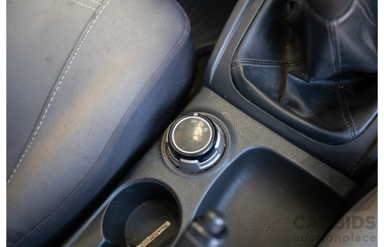 10/2016 Mitsubishi Triton GLX (4x4) MQ MY16 Dual Cab Utility Solid White Turbo Diesel 2.4L