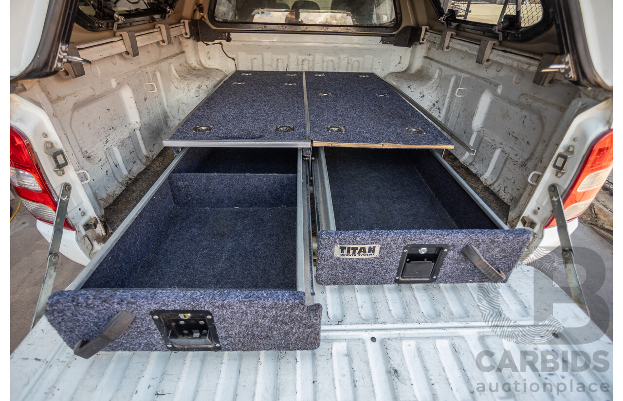 10/2016 Mitsubishi Triton GLX (4x4) MQ MY16 Dual Cab Utility Solid White Turbo Diesel 2.4L