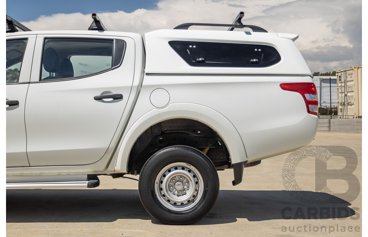 10/2016 Mitsubishi Triton GLX (4x4) MQ MY16 Dual Cab Utility Solid White Turbo Diesel 2.4L