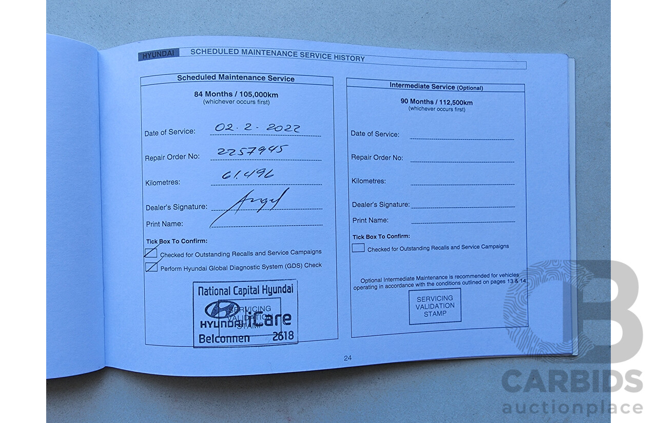 2/2014 Hyundai i30 Trophy GD MY14 5d Hatchback White 1.8L