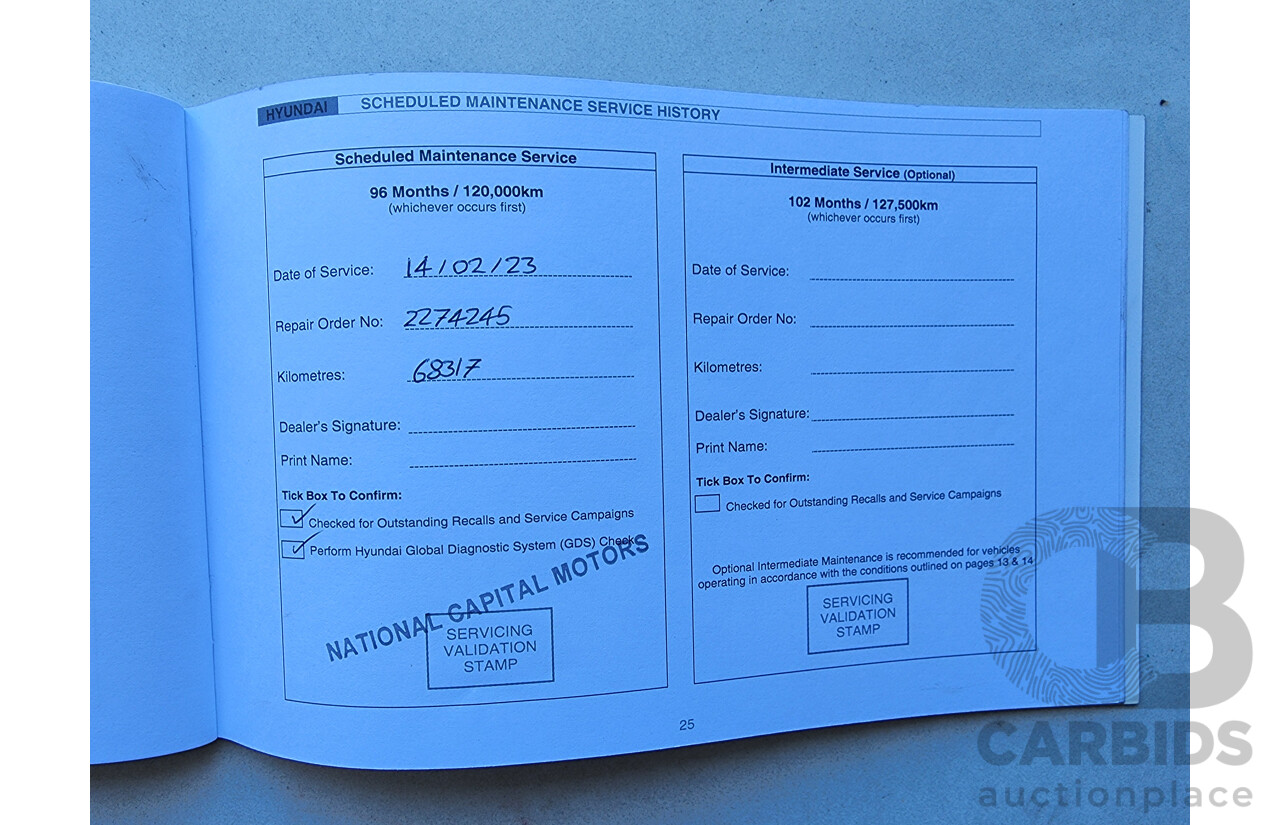 2/2014 Hyundai i30 Trophy GD MY14 5d Hatchback White 1.8L