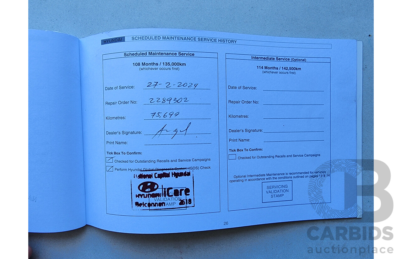 2/2014 Hyundai i30 Trophy GD MY14 5d Hatchback White 1.8L