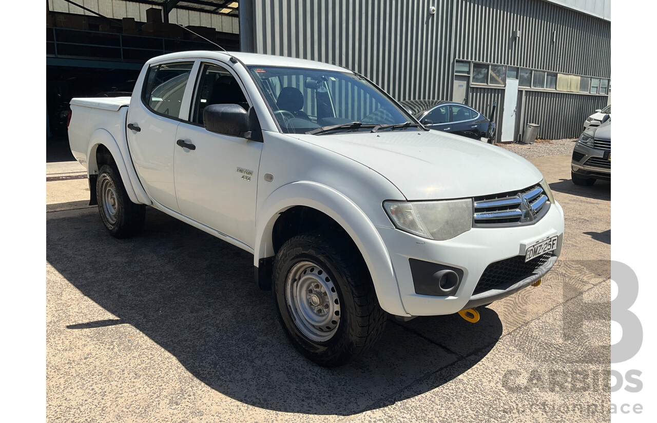 1/2012 Mitsubishi Triton GLX (4x4) MN MY12 Double Cab Utility Solid White Diesel Turbo 2.5L