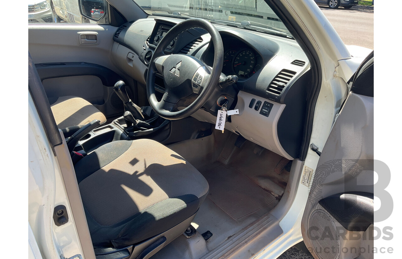 1/2012 Mitsubishi Triton GLX (4x4) MN MY12 Double Cab Utility Solid White Diesel Turbo 2.5L
