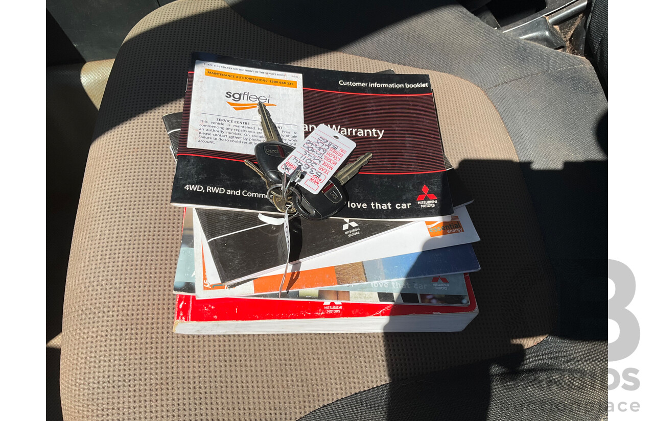 1/2012 Mitsubishi Triton GLX (4x4) MN MY12 Double Cab Utility Solid White Diesel Turbo 2.5L