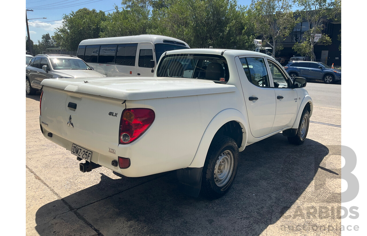 1/2012 Mitsubishi Triton GLX (4x4) MN MY12 Double Cab Utility Solid White Diesel Turbo 2.5L