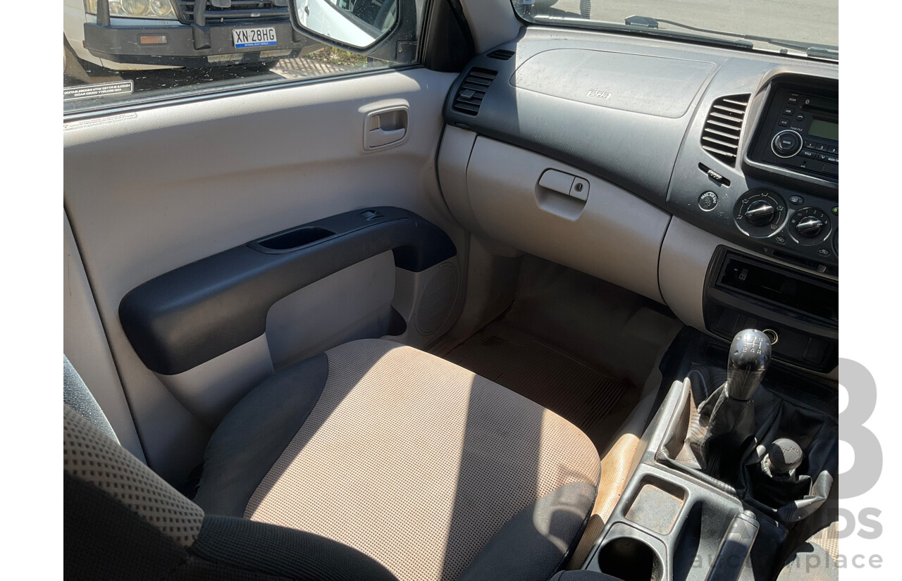 1/2012 Mitsubishi Triton GLX (4x4) MN MY12 Double Cab Utility Solid White Diesel Turbo 2.5L