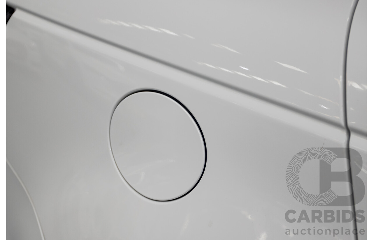 11/2017 Land Rover Discovery Sport TD4 (132kW) HSE (AWD) L550 MY18 4D Wagon Polaris White Turbo Diesel 2.0L - 7 Seats