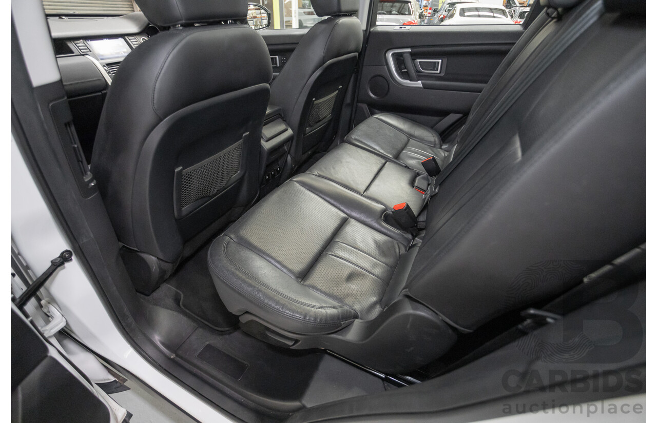 11/2017 Land Rover Discovery Sport TD4 (132kW) HSE (AWD) L550 MY18 4D Wagon Polaris White Turbo Diesel 2.0L - 7 Seats