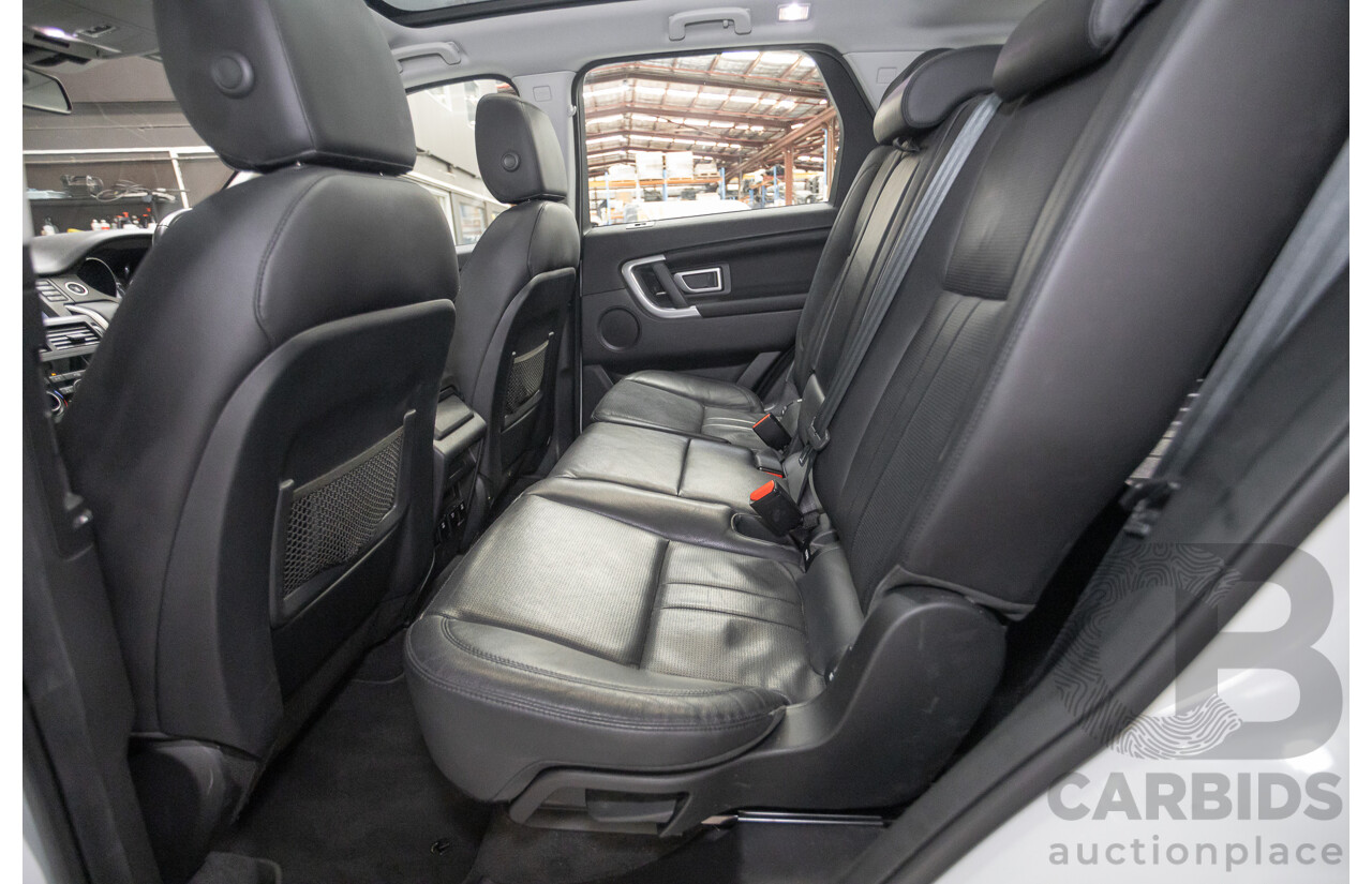 11/2017 Land Rover Discovery Sport TD4 (132kW) HSE (AWD) L550 MY18 4D Wagon Polaris White Turbo Diesel 2.0L - 7 Seats