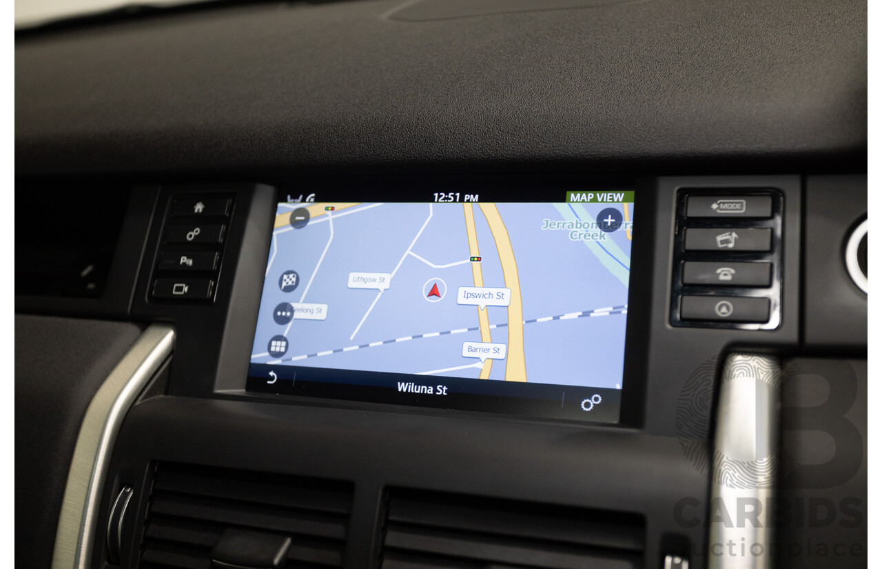 11/2017 Land Rover Discovery Sport TD4 (132kW) HSE (AWD) L550 MY18 4D Wagon Polaris White Turbo Diesel 2.0L - 7 Seats