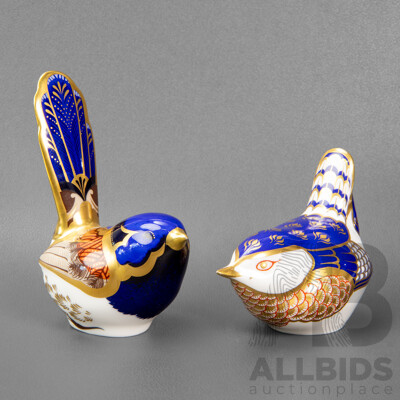 Pair of Royal Crown Derby Wren Form Paperweights