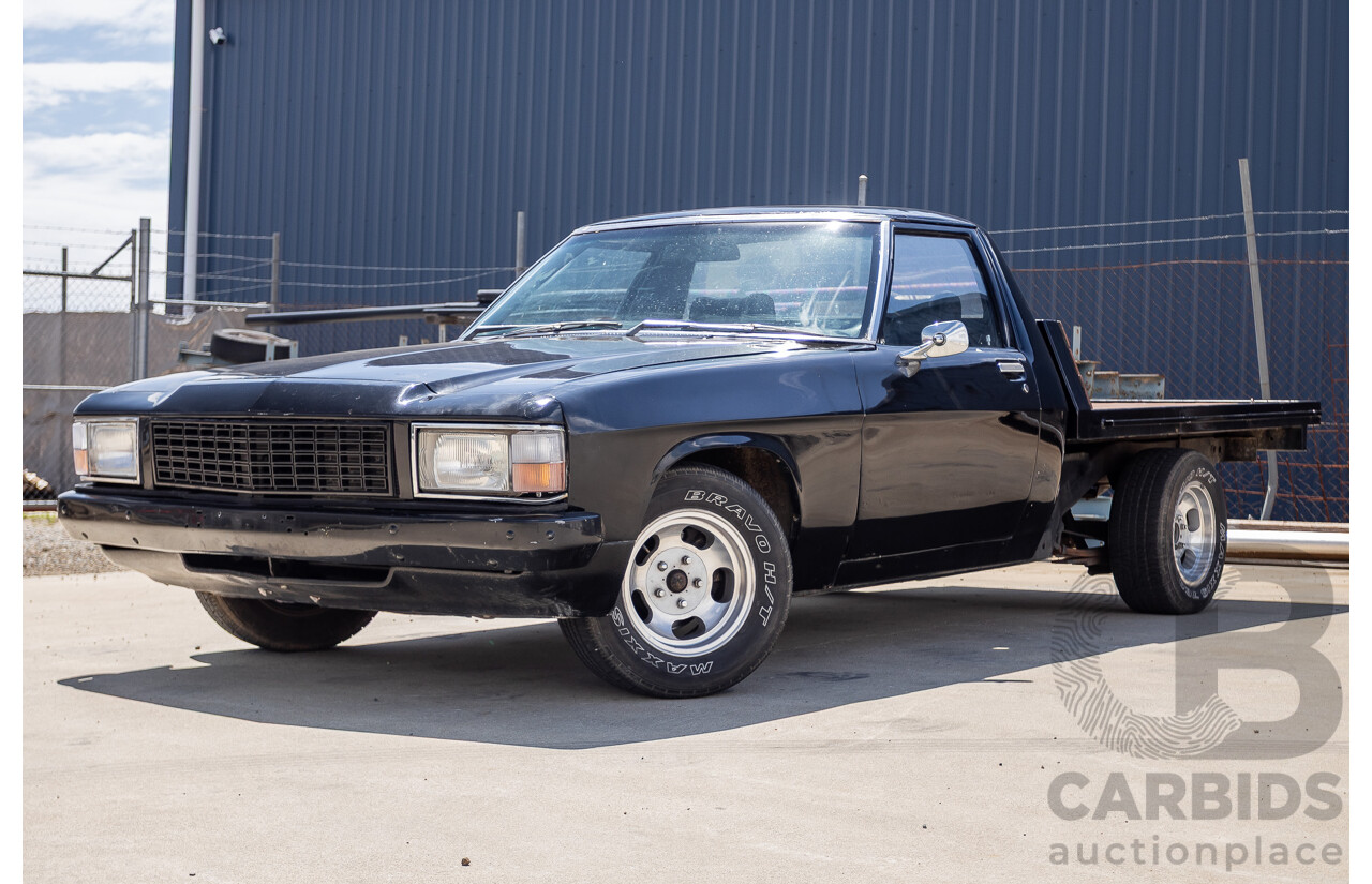 6/1981 Holden WB One Tonner 2d Trayback Utility Black V8 4.2L