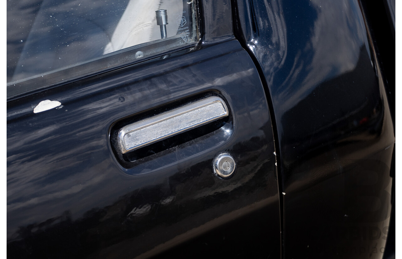 6/1981 Holden WB One Tonner 2d Trayback Utility Black V8 4.2L