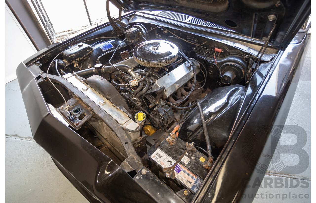 6/1981 Holden WB One Tonner 2d Trayback Utility Black V8 4.2L