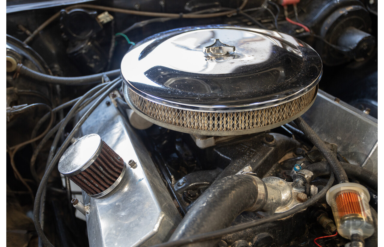 6/1981 Holden WB One Tonner 2d Trayback Utility Black V8 4.2L