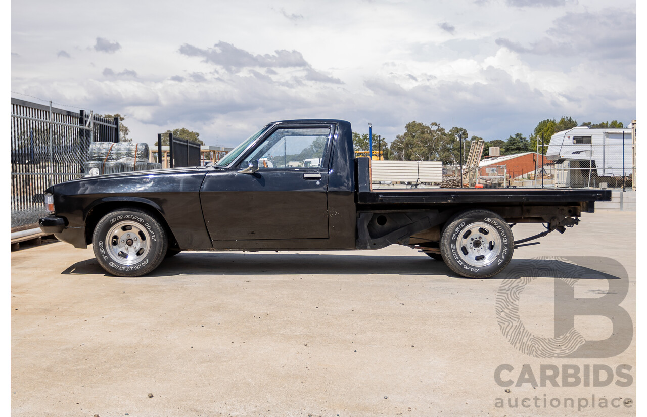 6/1981 Holden WB One Tonner 2d Trayback Utility Black V8 4.2L